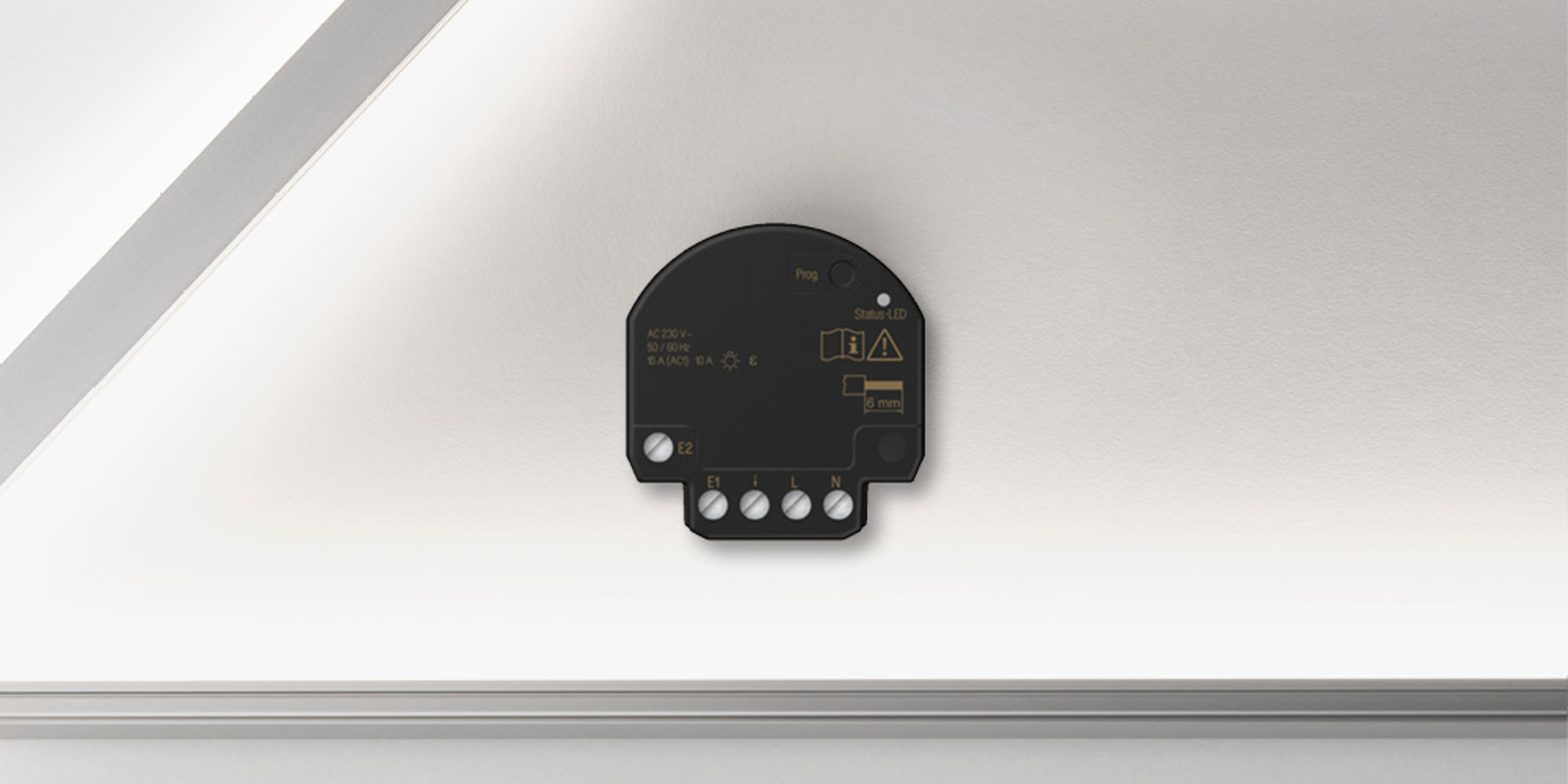 JUNG HOME Jalousieaktor Mini bei Sünkel elektro GmbH in Berlin