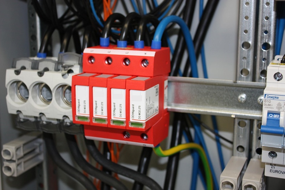 U berspannungsschutz bei Sünkel elektro GmbH in Berlin